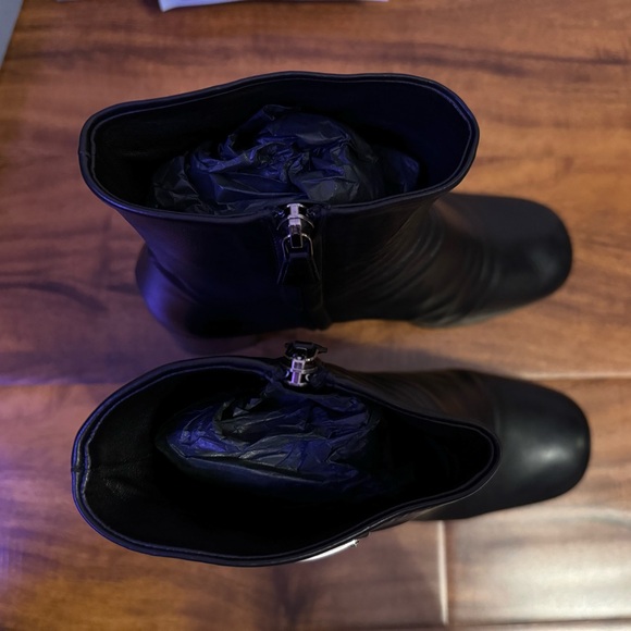 Prada leather booties - Picture 7 of 7